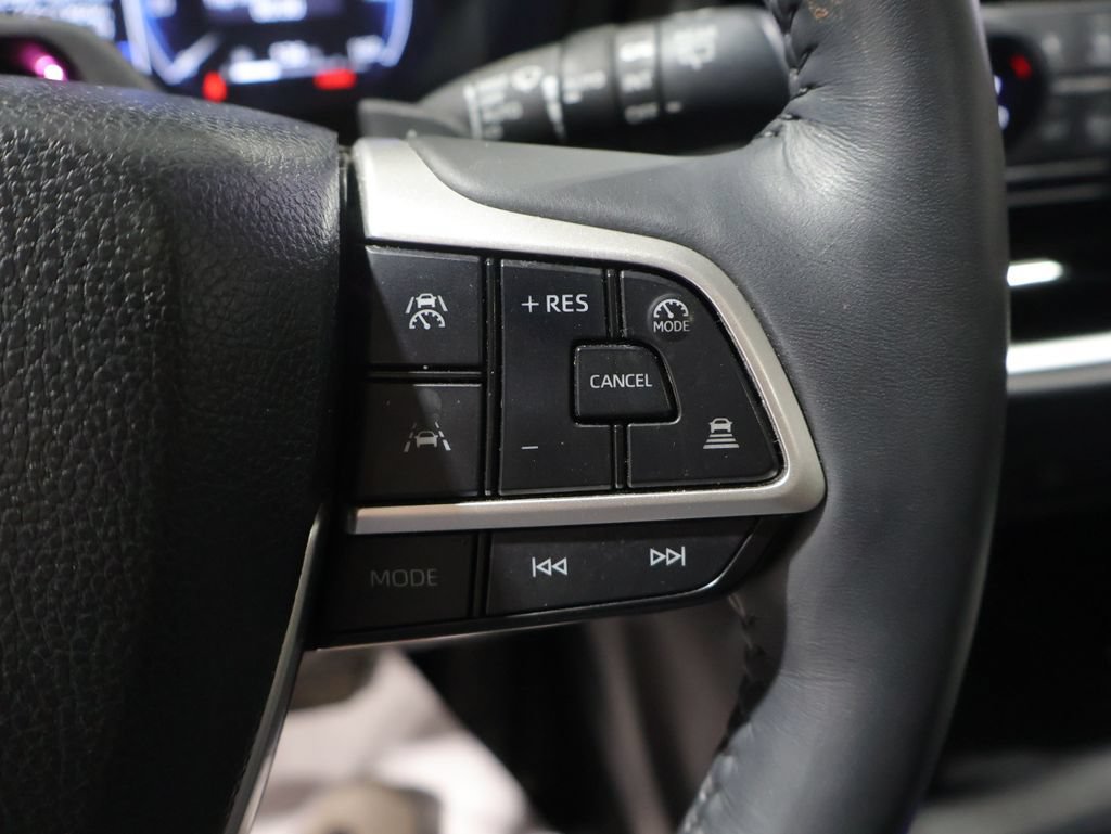 Used 2024 Toyota Grand Highlander AWD image 36
