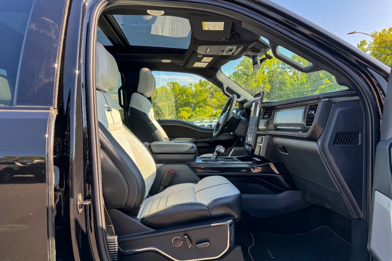 Used 2023 Ford F150 Lightning Platinum AWD/4WD image 13
