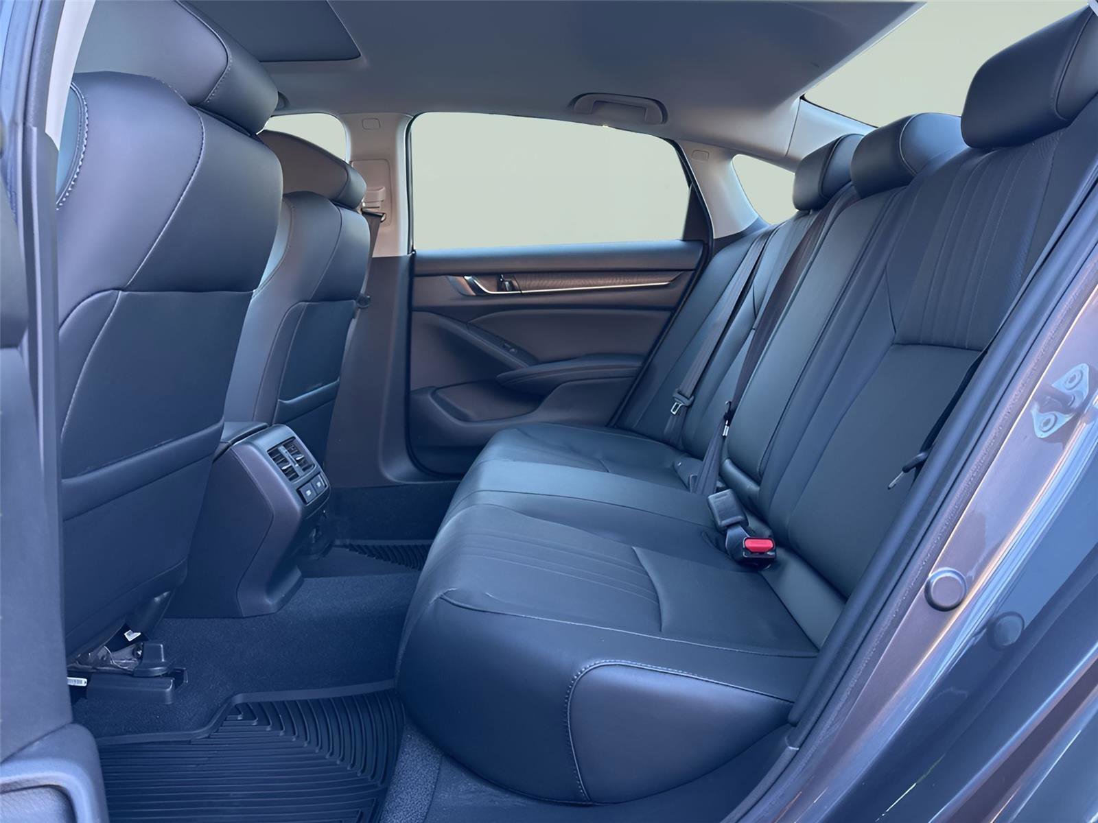 Used 2021 Honda Accord EX-L image 21