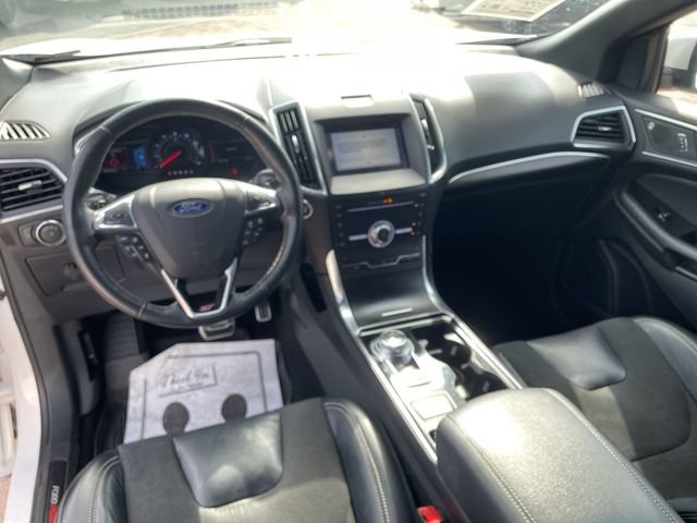 Used 2019 Ford Edge ST w/ Cold Weather Package AWD/4WD image 18