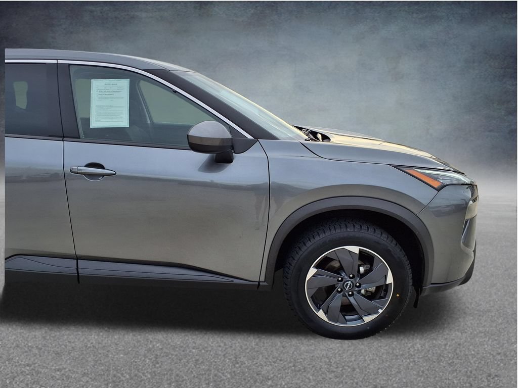 Used 2025 Nissan Rogue SV FWD image 19