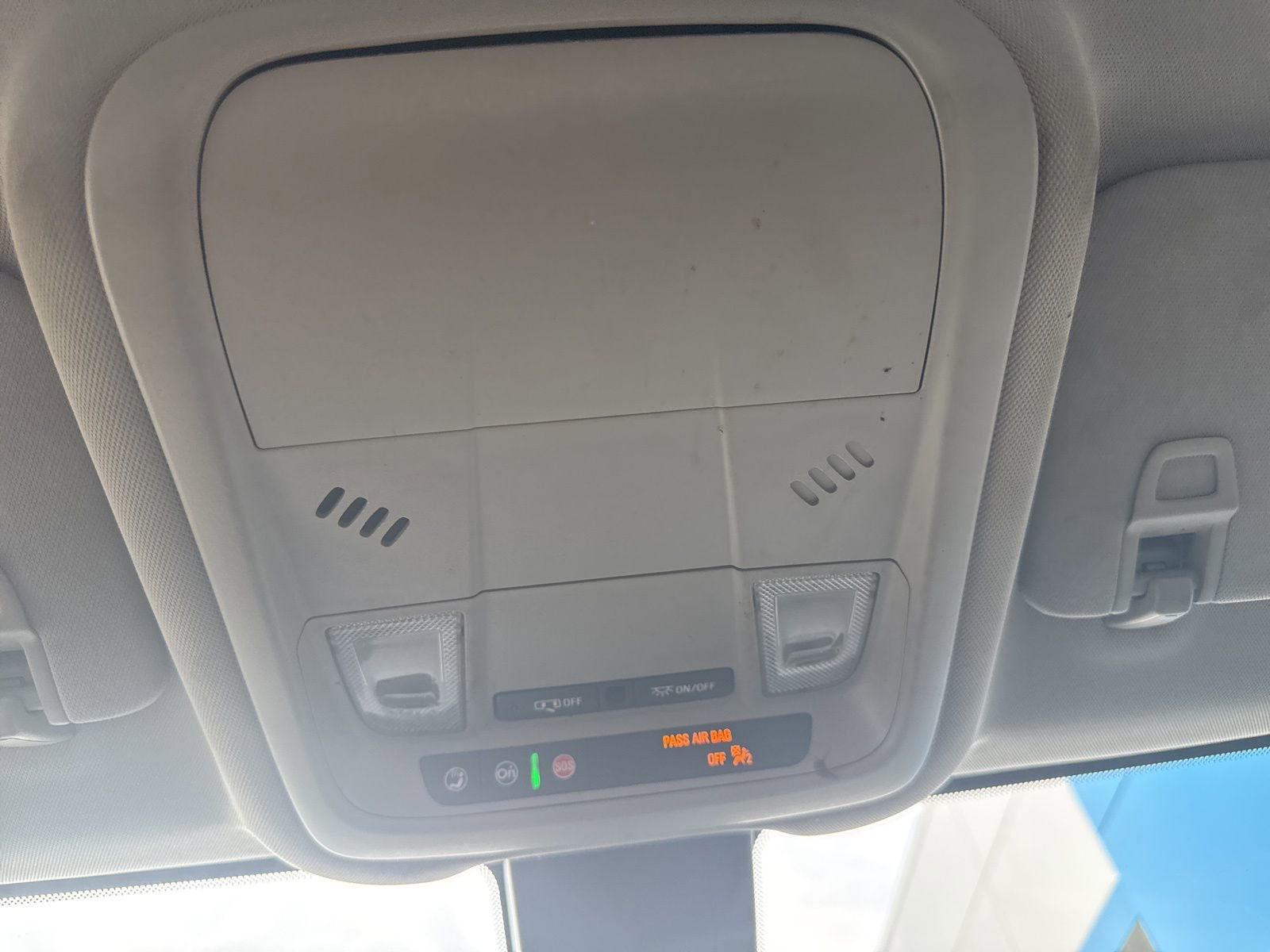 Used 2020 Chevrolet Equinox LS FWD image 27