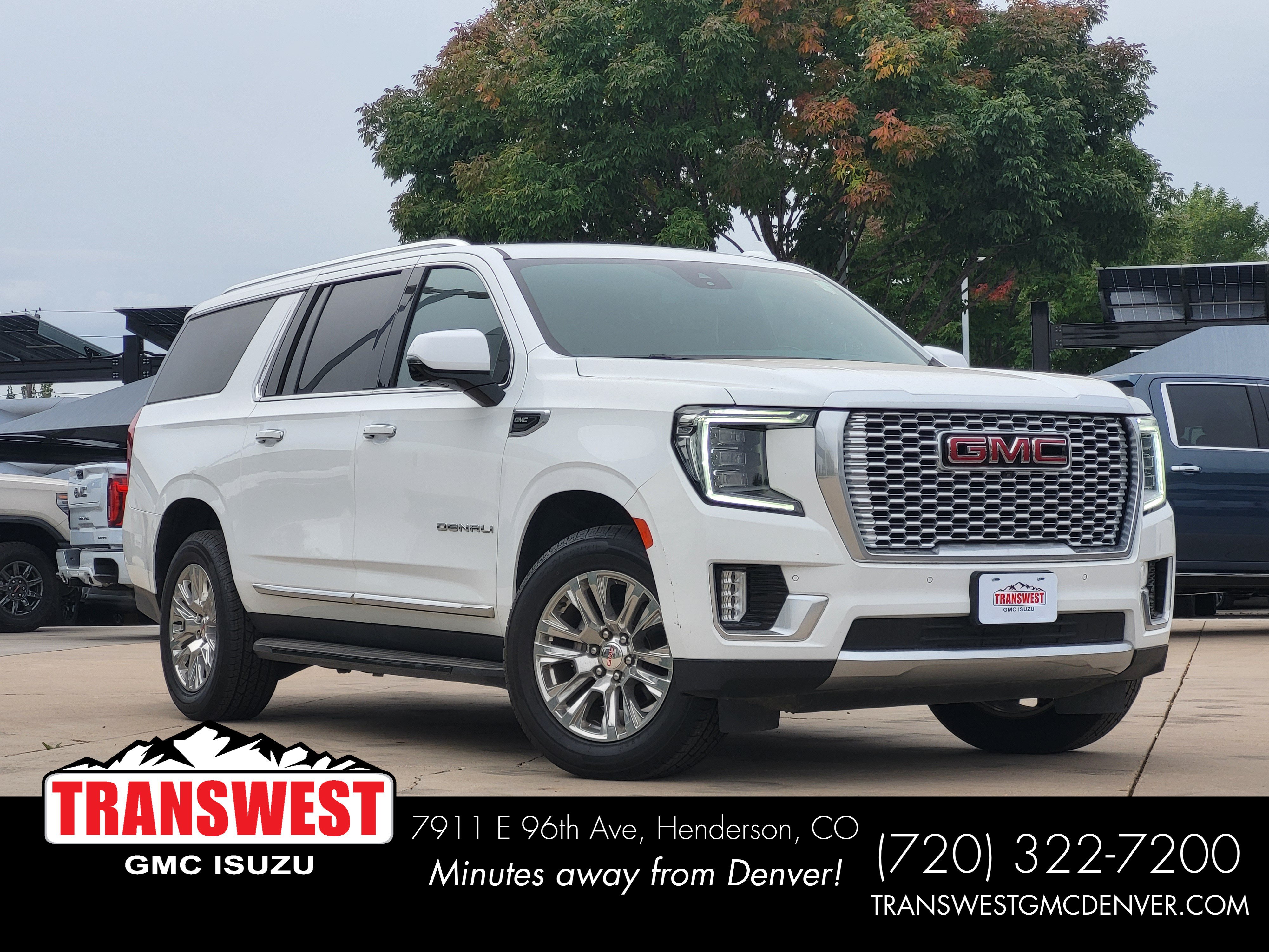 Certified 2024 GMC Yukon XL Denali AWD/4WD image 1