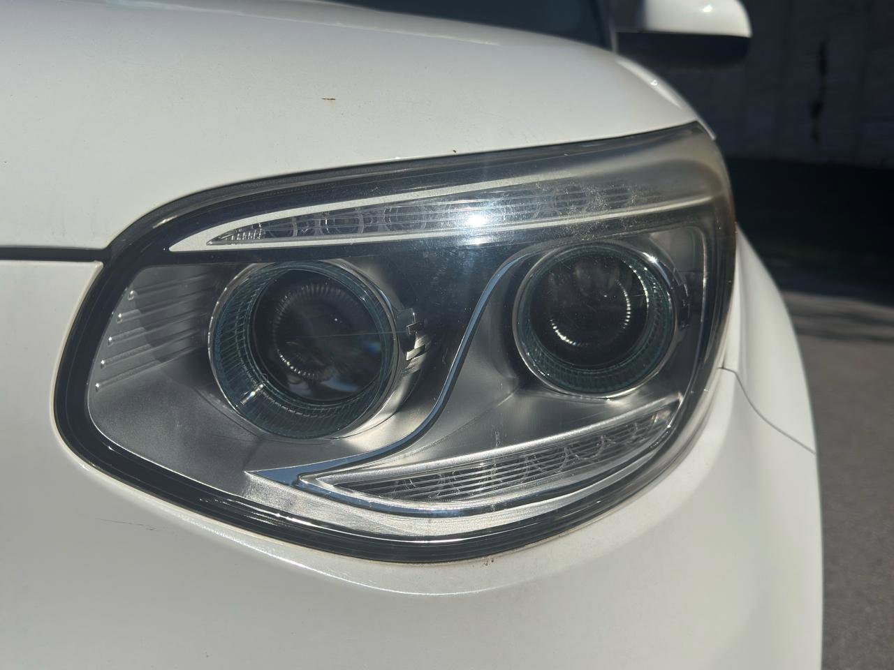 Used 2016 Kia Soul EV FWD image 13