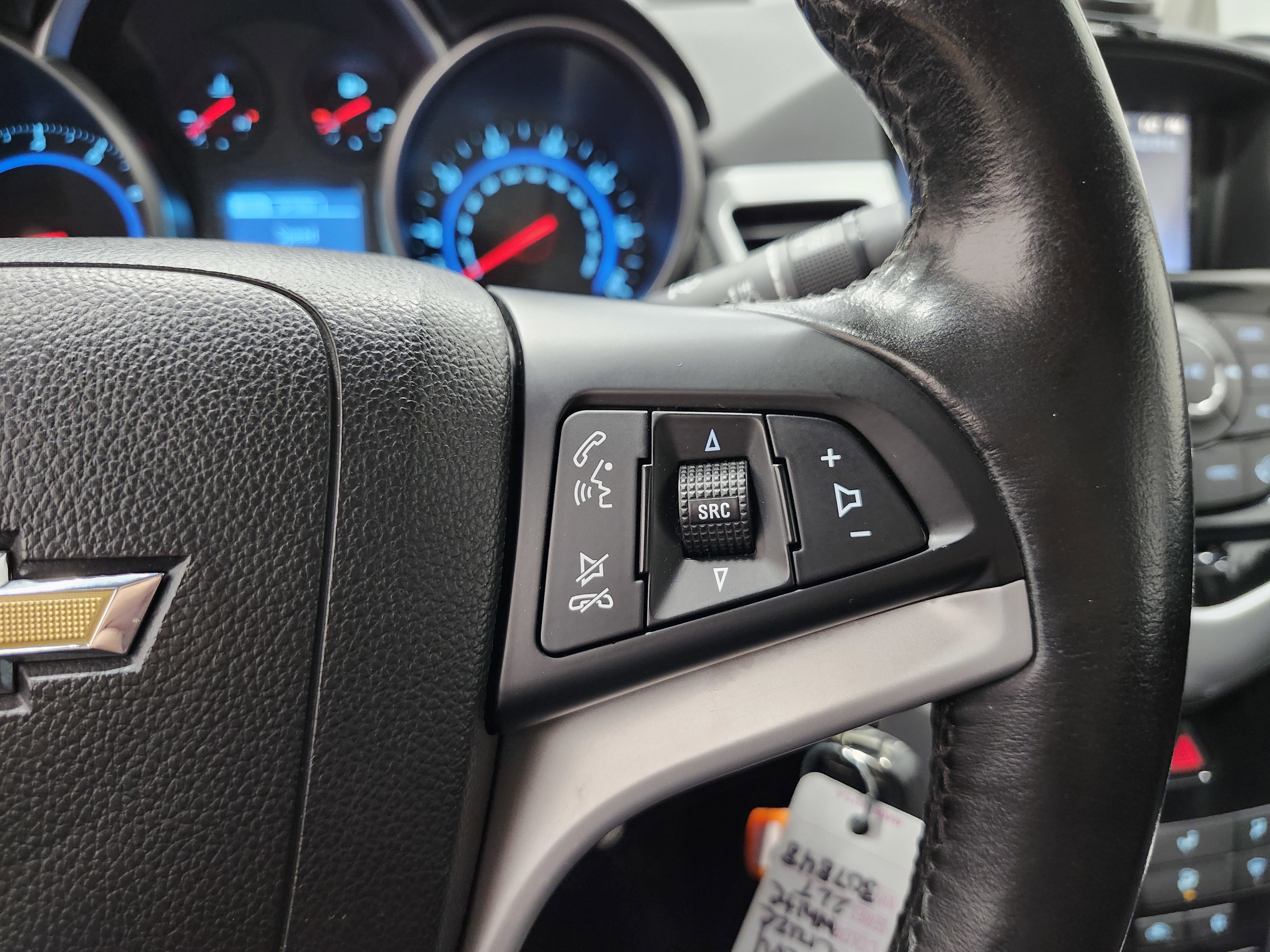 Used 2013 Chevrolet Cruze LT image 30