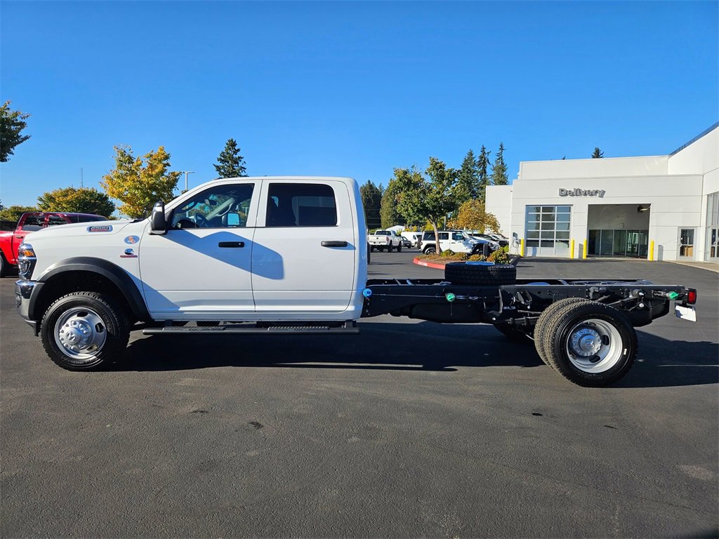New 2026 RAM 5500 Tradesman w/ Chrome Appearance Group image 3