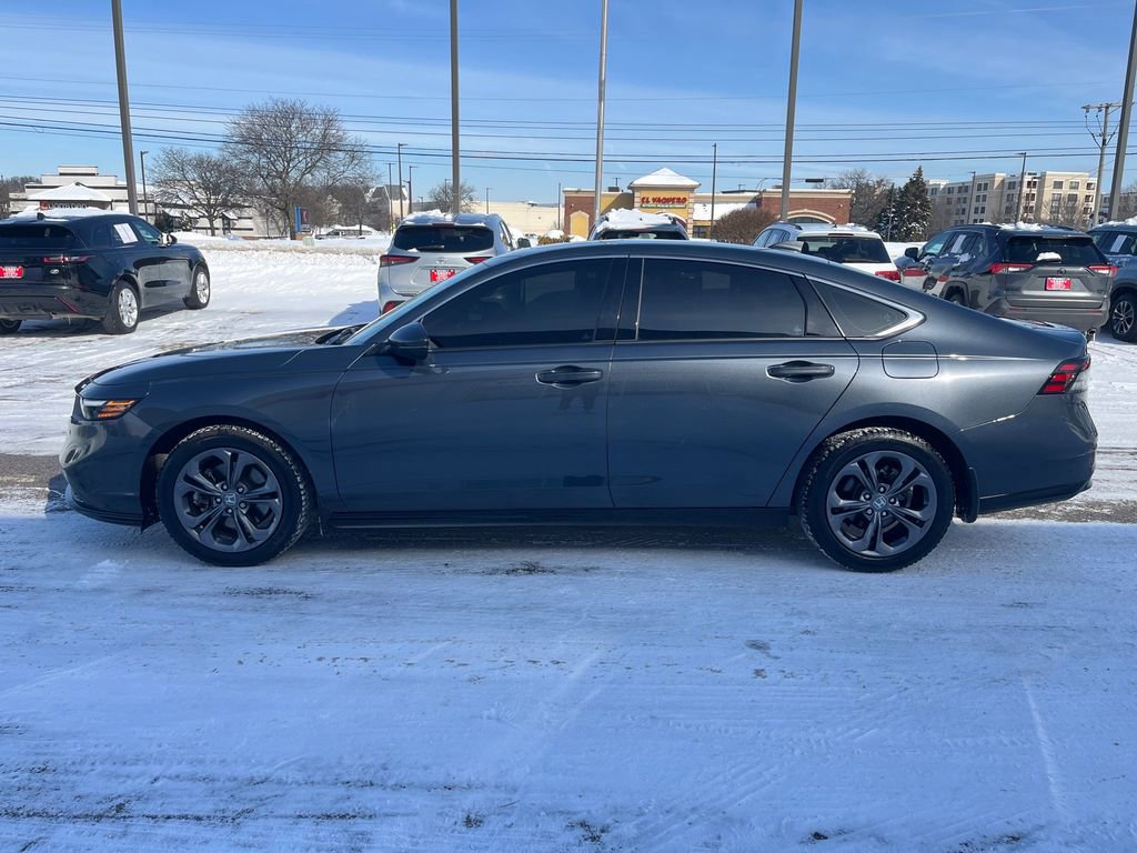 Used 2024 Honda Accord EX-L image 2