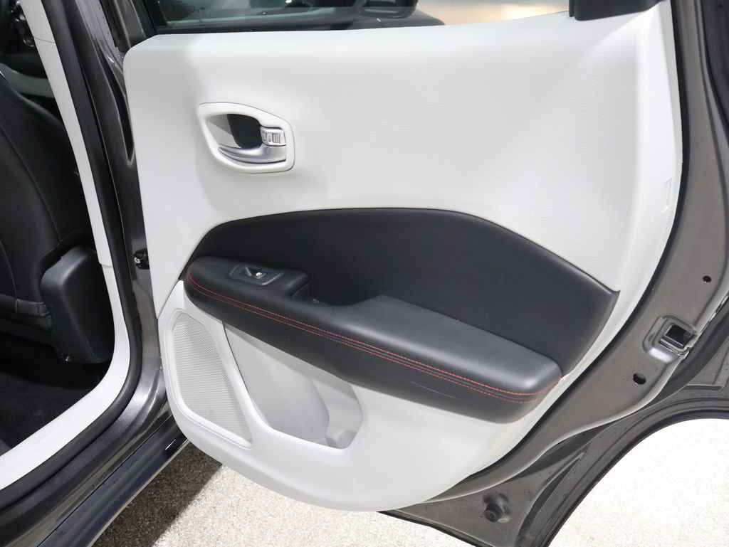 Used 2019 Jeep Compass Limited image 23