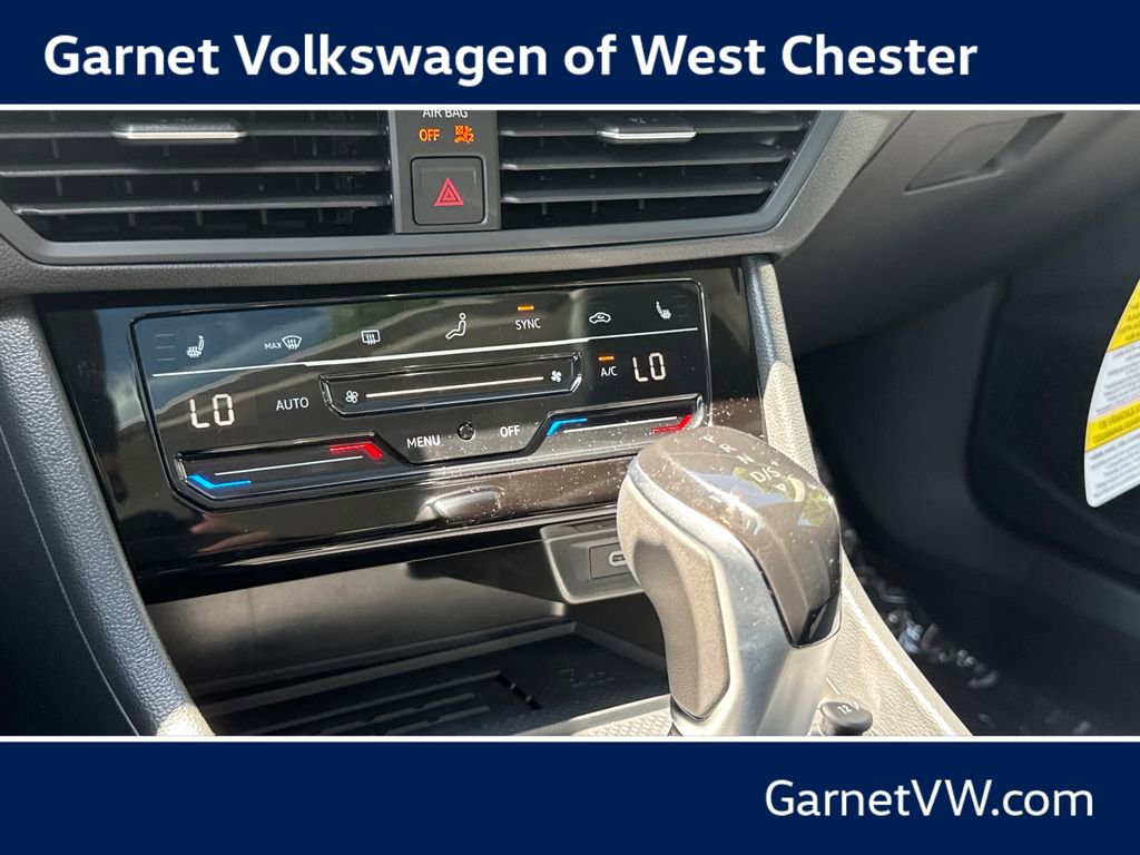 New 2026 Volkswagen Jetta SE FWD image 11