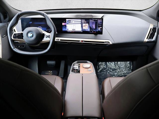 Certified 2023 BMW iX xDrive50 w/ Premium Package AWD/4WD image 25