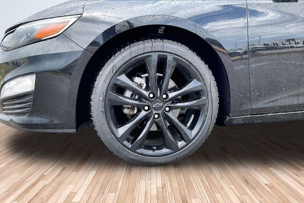 Used 2022 Chevrolet Malibu LT w/ Midnight Edition FWD image 8