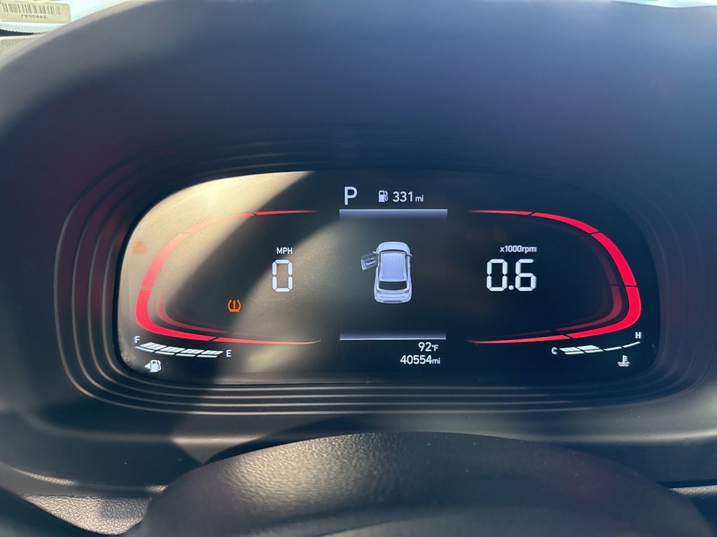 Used 2024 Hyundai Venue SE image 35