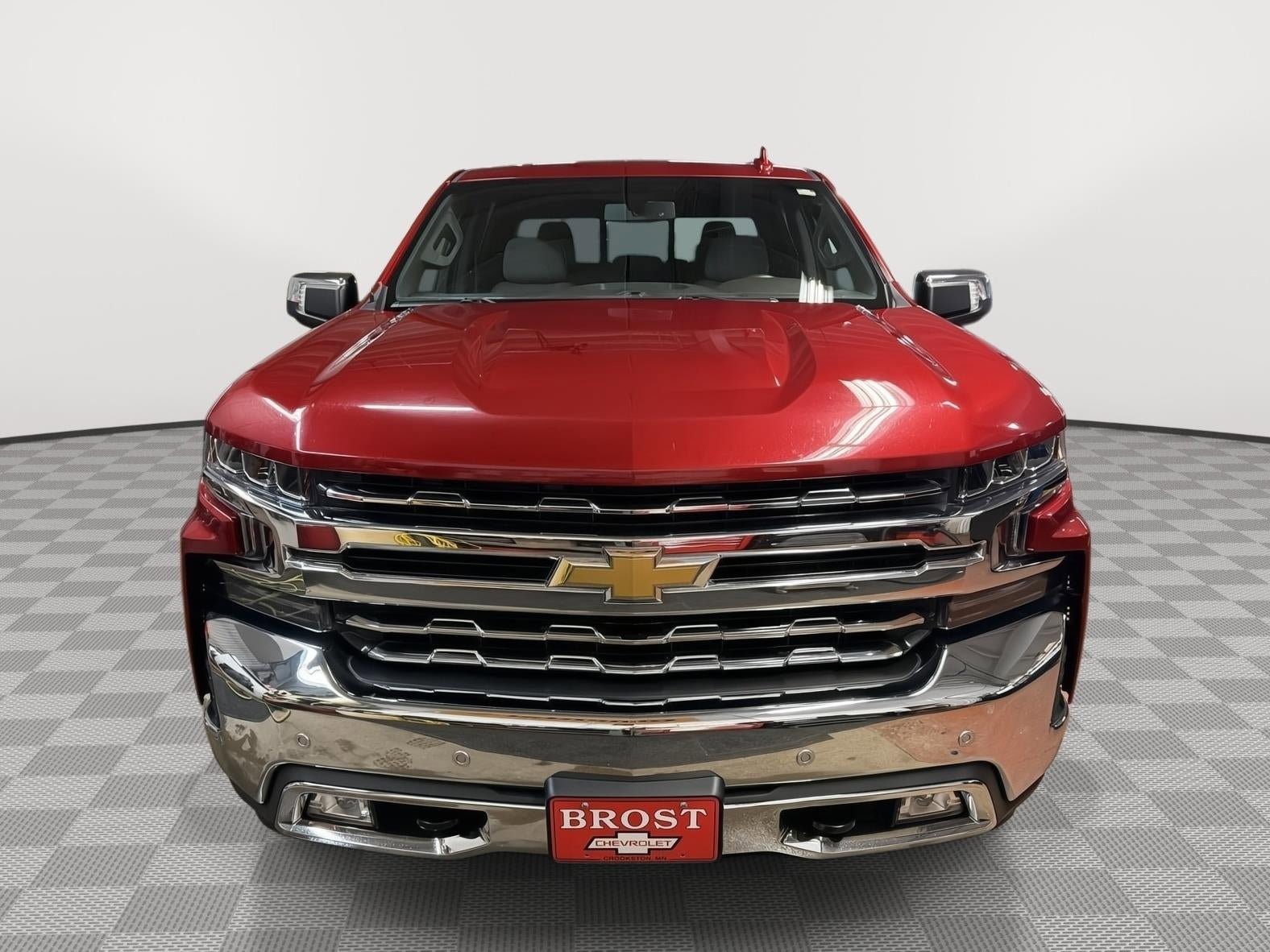 Used 2022 Chevrolet Silverado 1500 LTZ w/ LTZ Convenience Package II AWD/4WD image 2