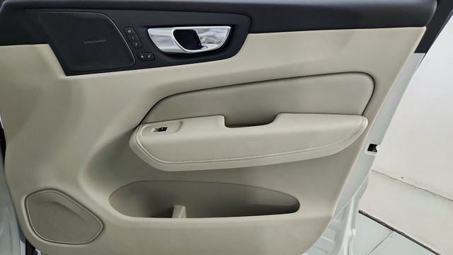 New 2027 Volvo XC60 B5 Ultra AWD/4WD image 39