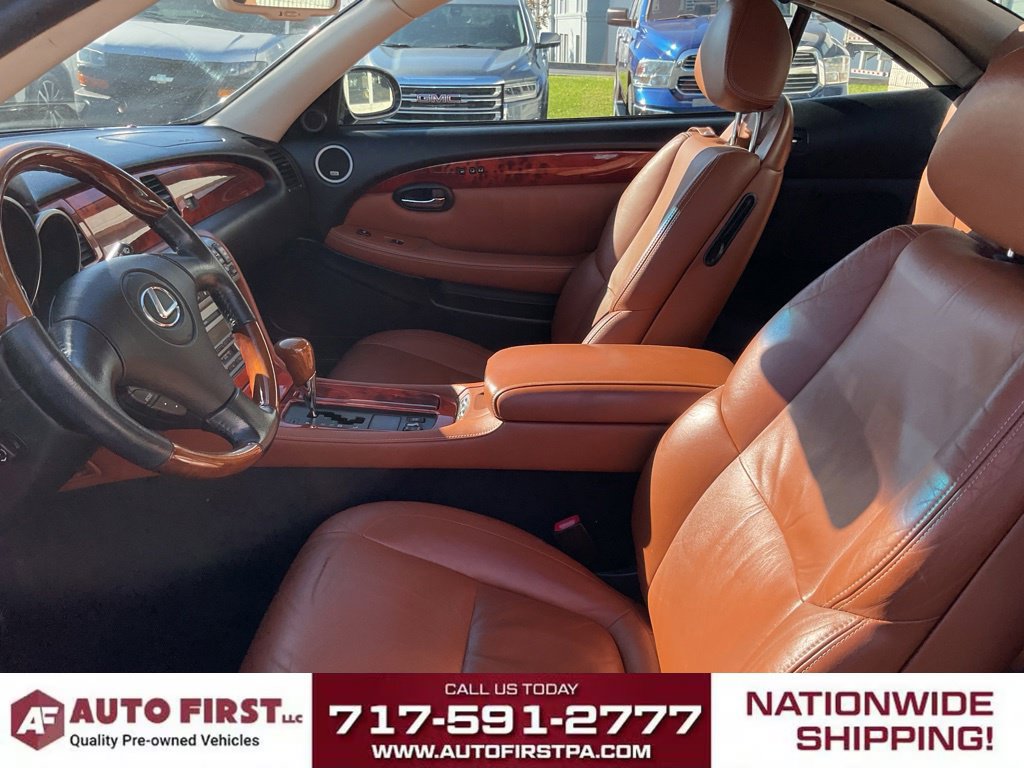 Used 2002 Lexus SC 430 Convertible RWD image 8