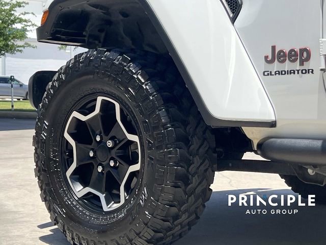 Used 2021 Jeep Gladiator Rubicon AWD/4WD image 7