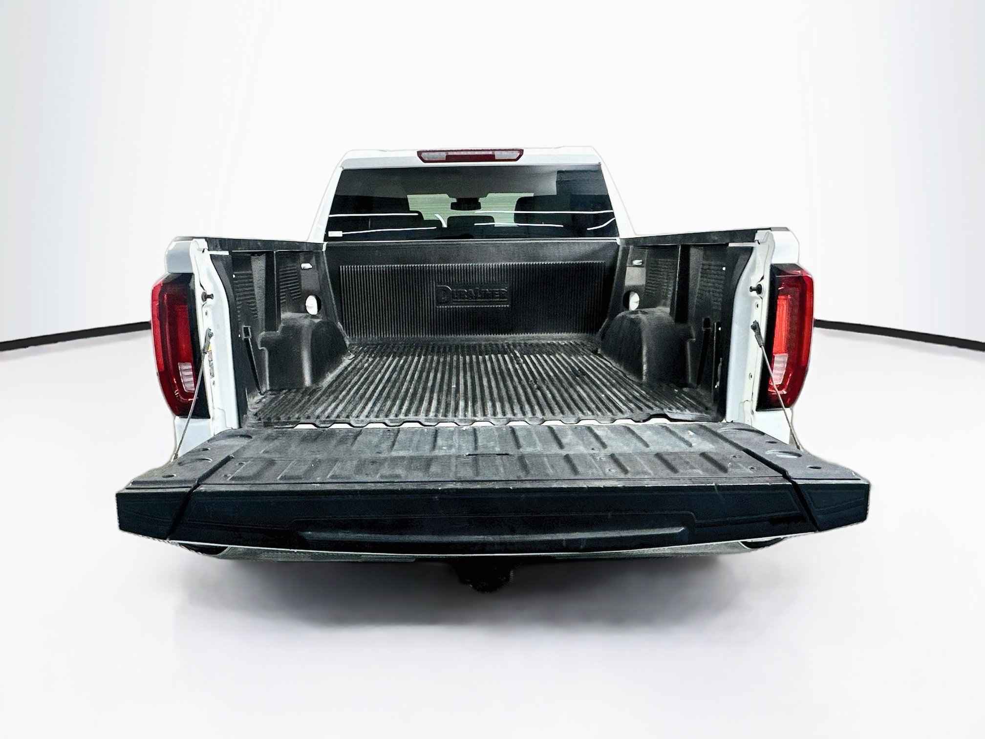 Used 2025 GMC Sierra 1500 SLT RWD image 29