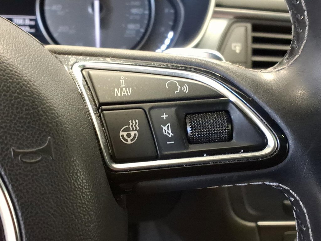 Used 2013 Audi S6 Prestige image 12