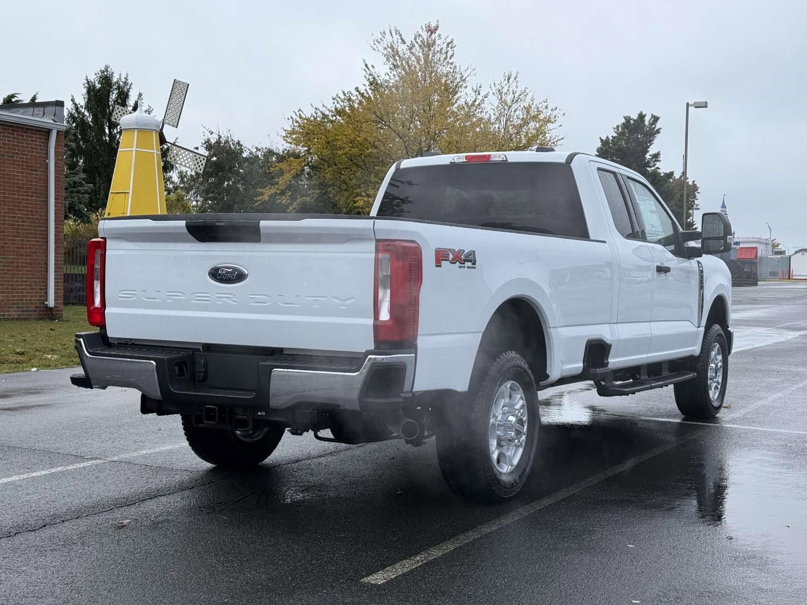 New 2026 Ford F350 XLT image 2