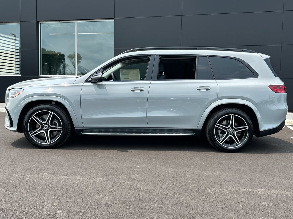 New 2026 Mercedes-Benz GLS 450 4MATIC image 4