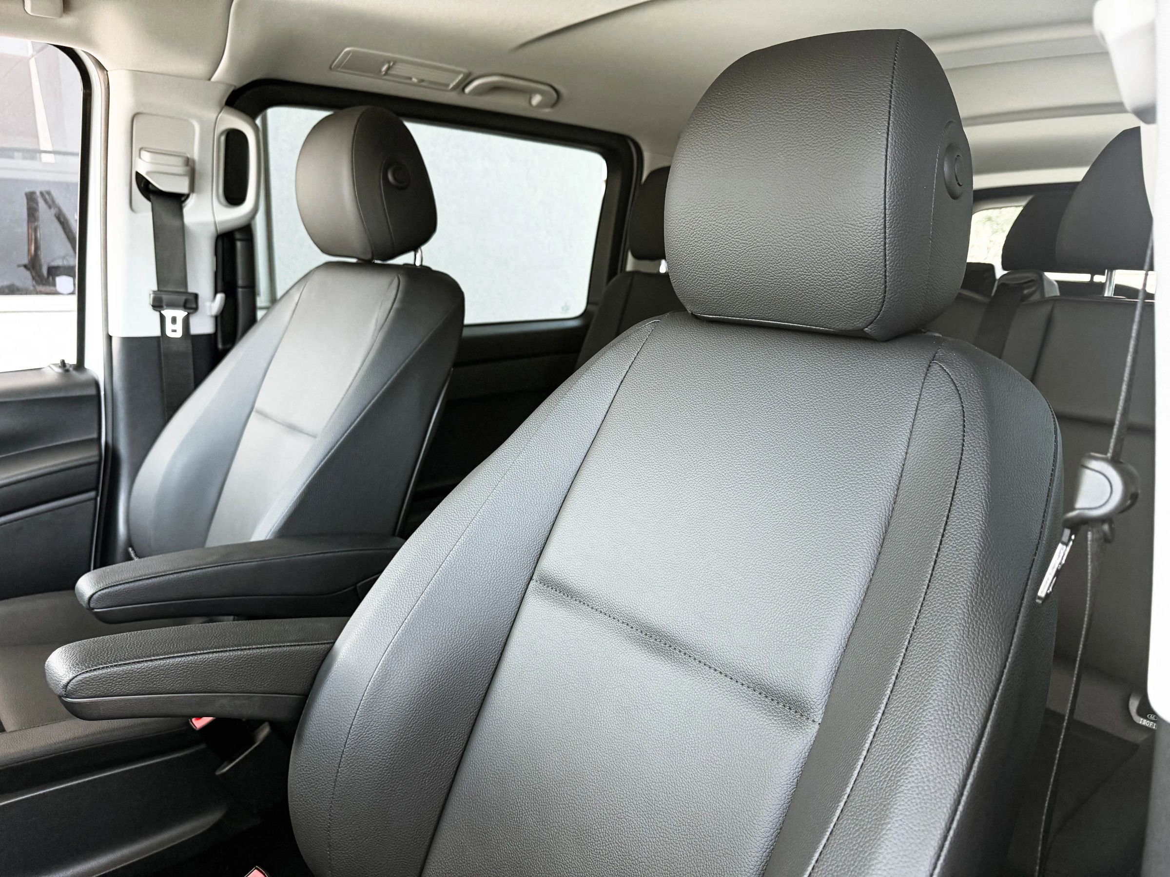 Used 2023 Mercedes-Benz Metris Passenger image 26