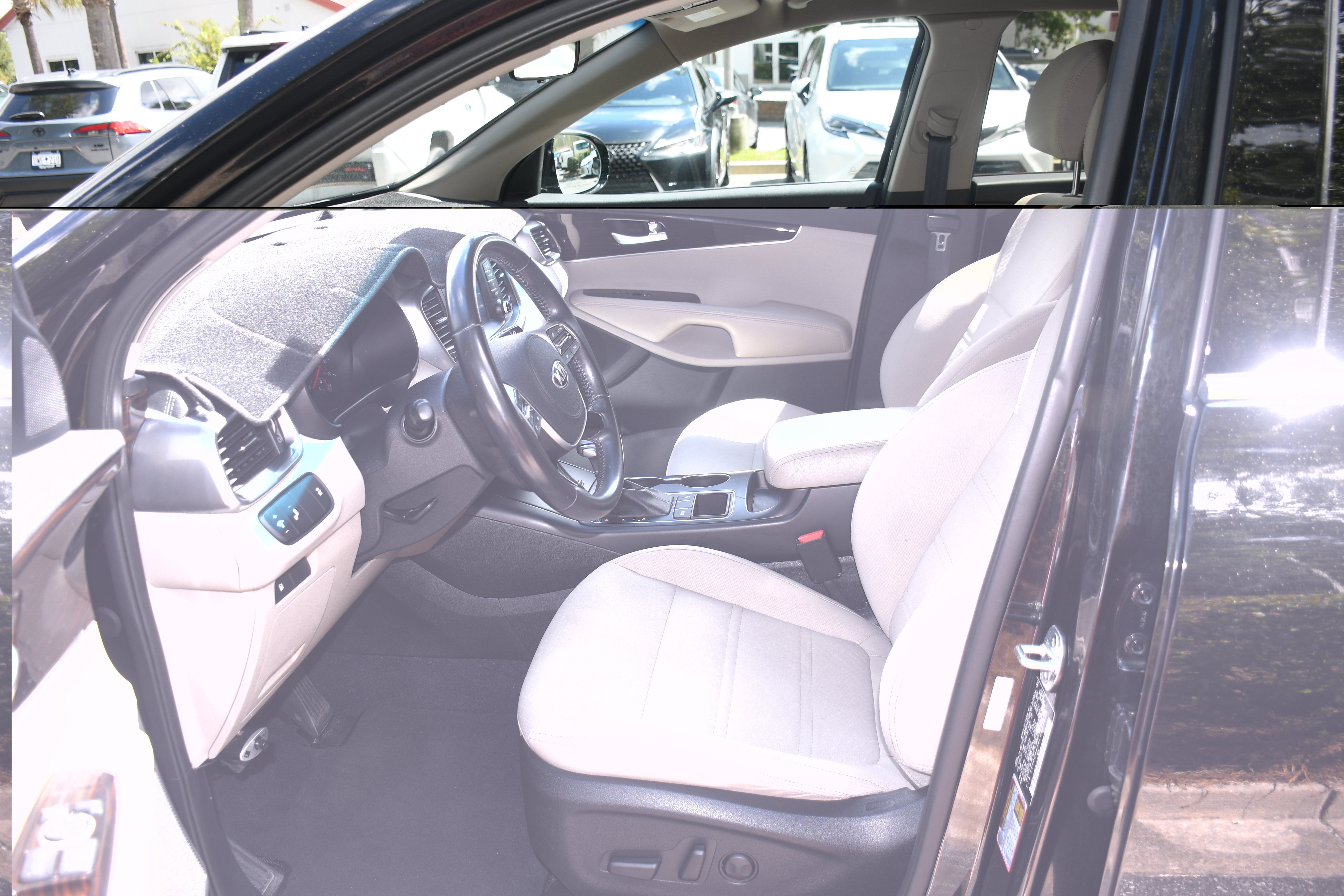 Used 2020 Kia Sorento S FWD image 7