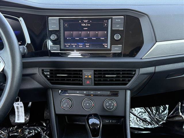 Used 2024 Volkswagen Jetta S FWD image 17