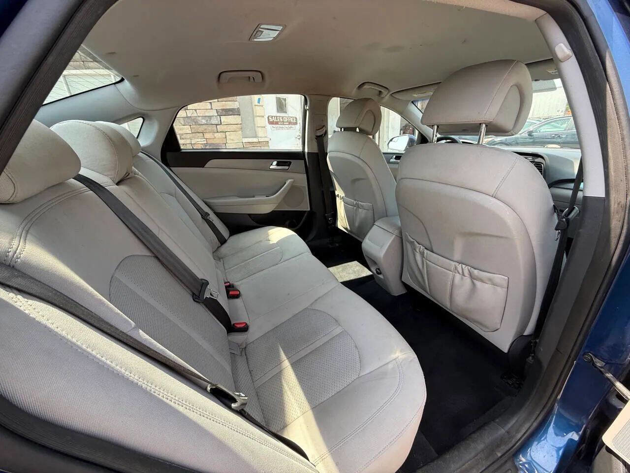 Used 2015 Hyundai Sonata SE image 13