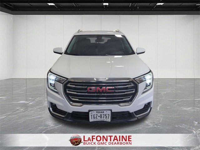 Certified 2024 GMC Terrain SLT image 3