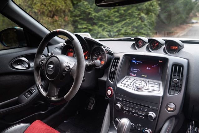Used 2019 Nissan 370Z NISMO image 32