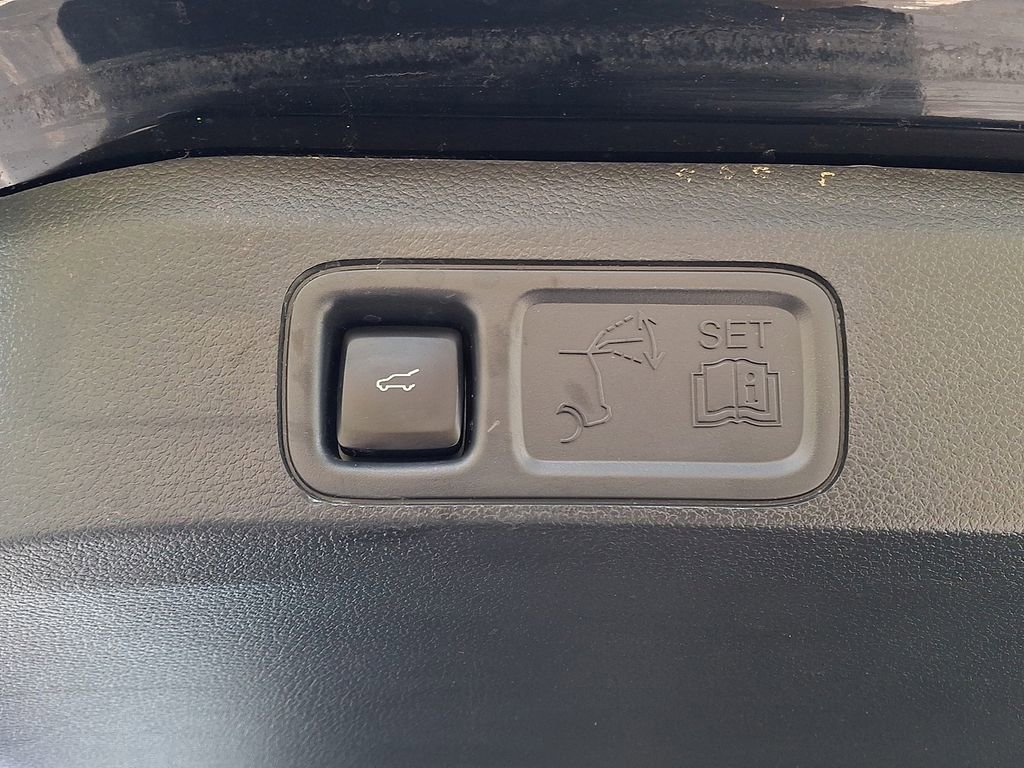 Certified 2024 Lincoln Navigator Reserve AWD/4WD image 31