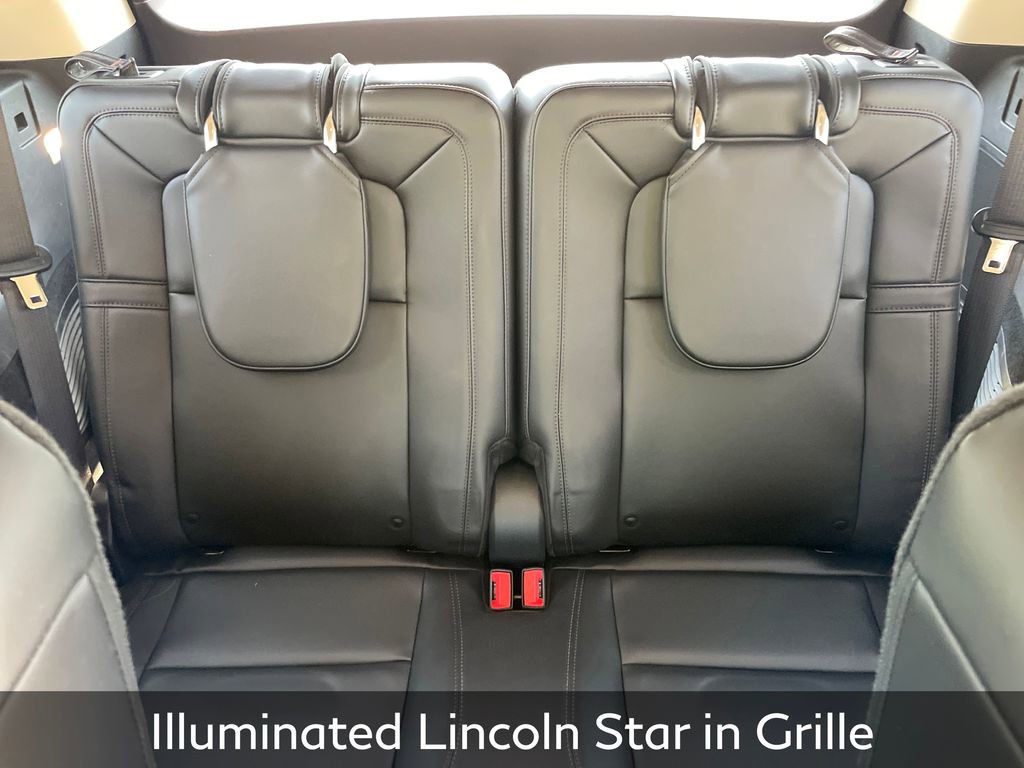 Used 2023 Lincoln Aviator Reserve w/ Equipment Group 201A image 12