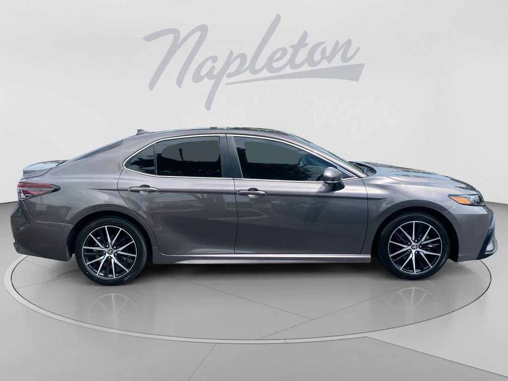 Used 2024 Toyota Camry SE w/ Convenience Package FWD image 7