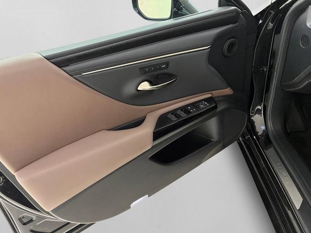 Used 2023 Lexus ES 350 w/ Protection Package (P2) FWD image 13
