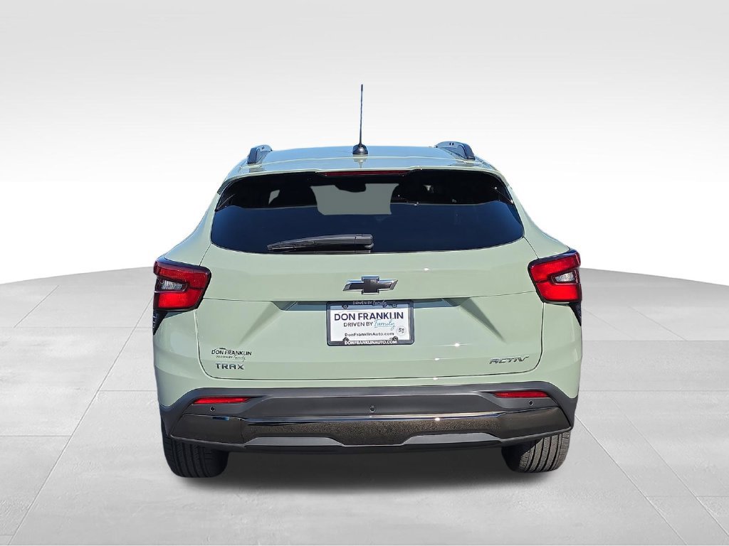 New 2026 Chevrolet Trax ACTIV w/ Driver Confidence Package FWD image 4