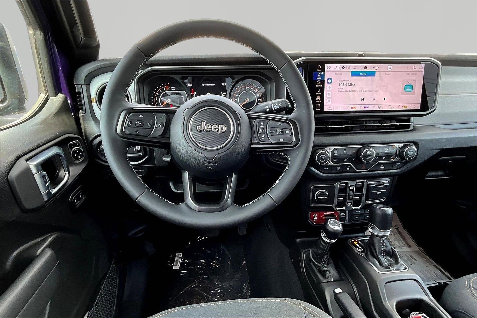 New 2026 Jeep Gladiator Willys AWD/4WD image 9