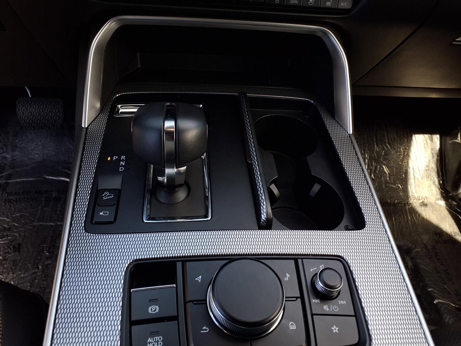 Certified 2025 MAZDA CX-70 3.3 Turbo w/ Premium Plus Pkg image 12