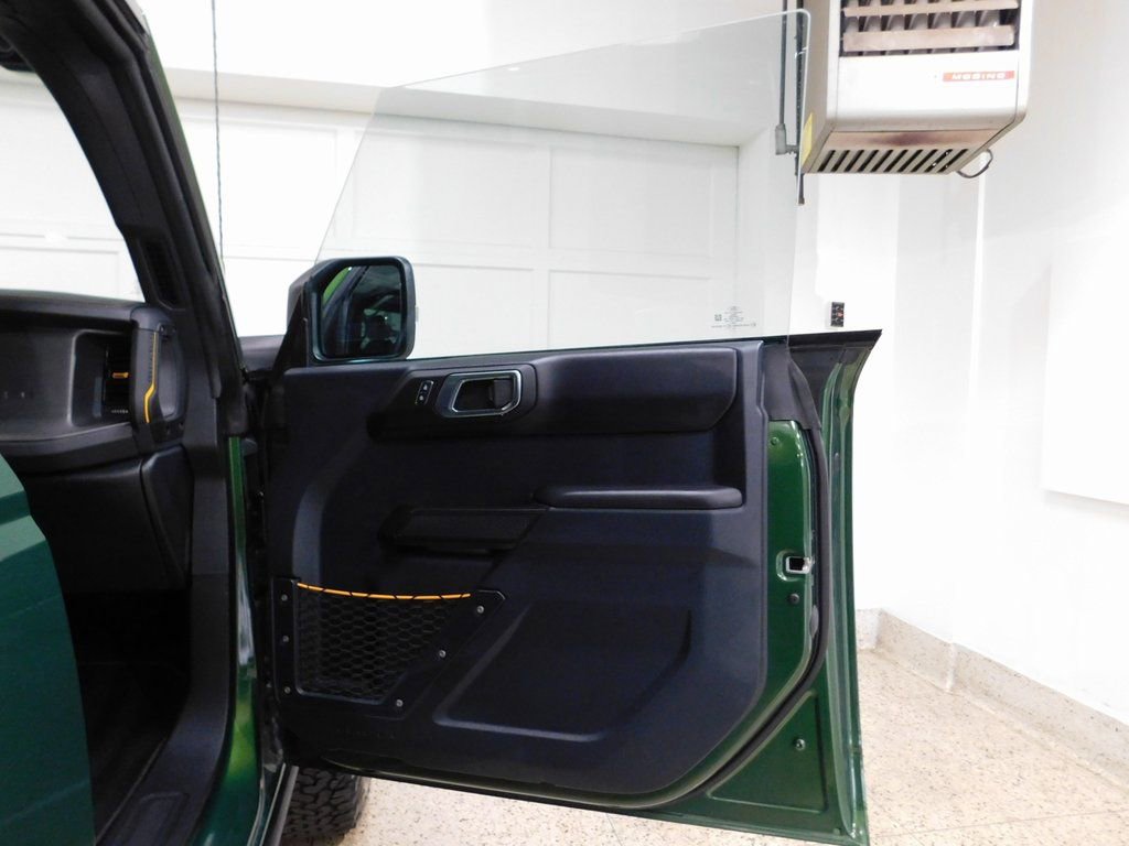 Used 2024 Ford Bronco Badlands image 92