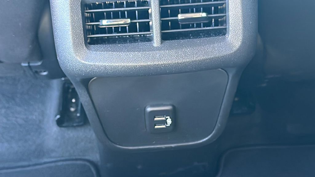 Used 2023 Chevrolet Equinox LS w/ LS Convenience Package image 22