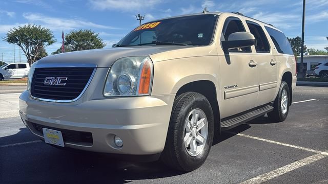 Used 2012 GMC Yukon XL SLT RWD image 3