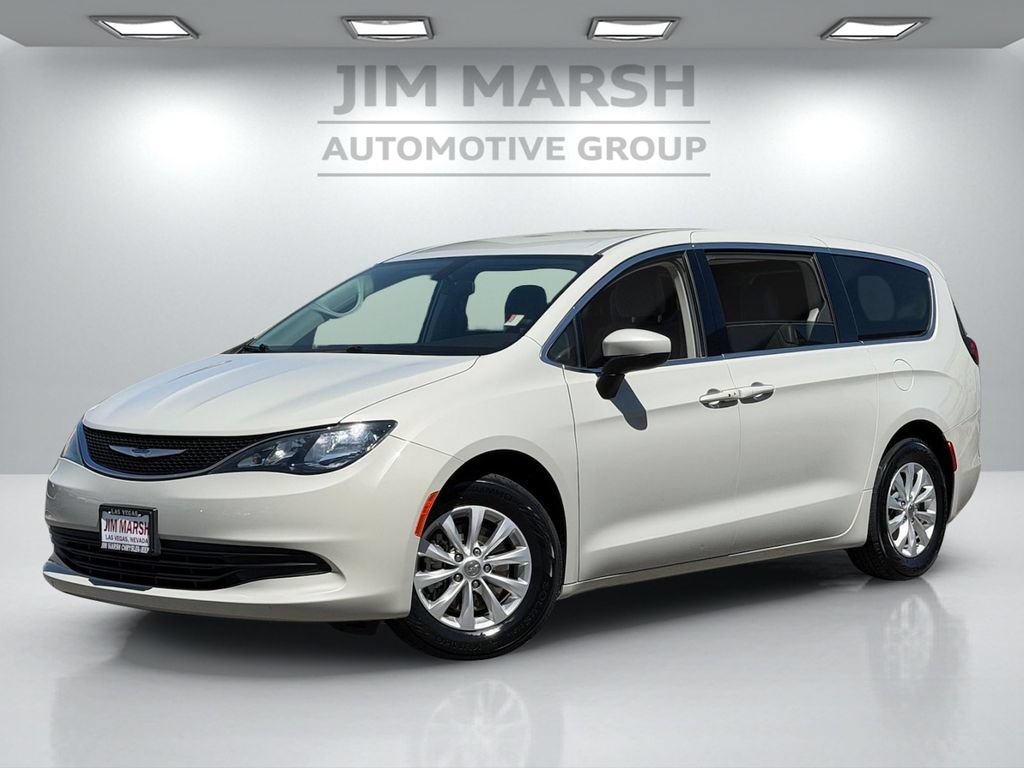 Used 2019 Chrysler Pacifica LX w/ Tire & Wheel Group FWD image 2