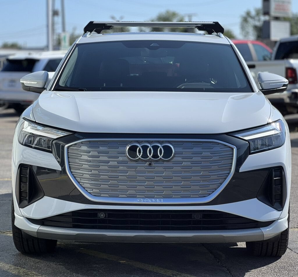 Used 2022 Audi Q4 e-tron Premium Plus w/ Premium Plus AWD/4WD image 8