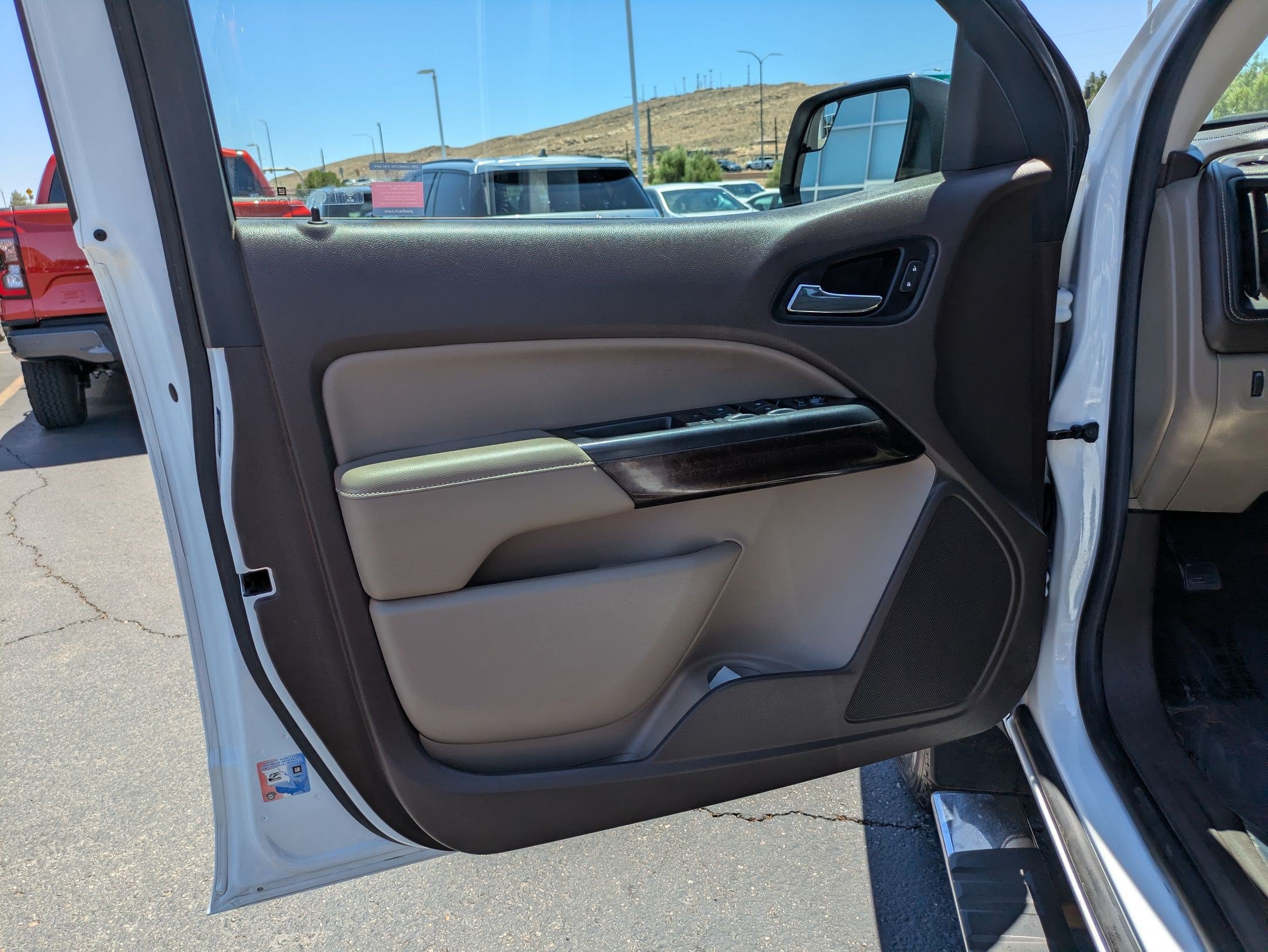 Used 2018 GMC Canyon SLT AWD/4WD image 12