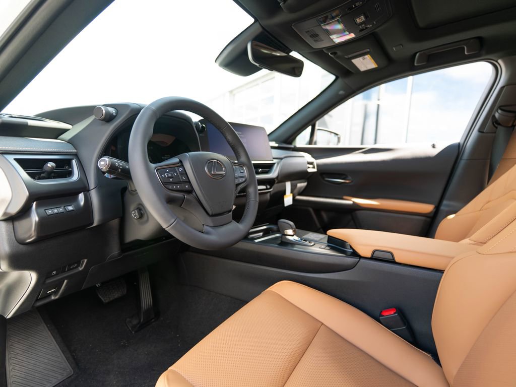 New 2026 Lexus UX 300h AWD image 4