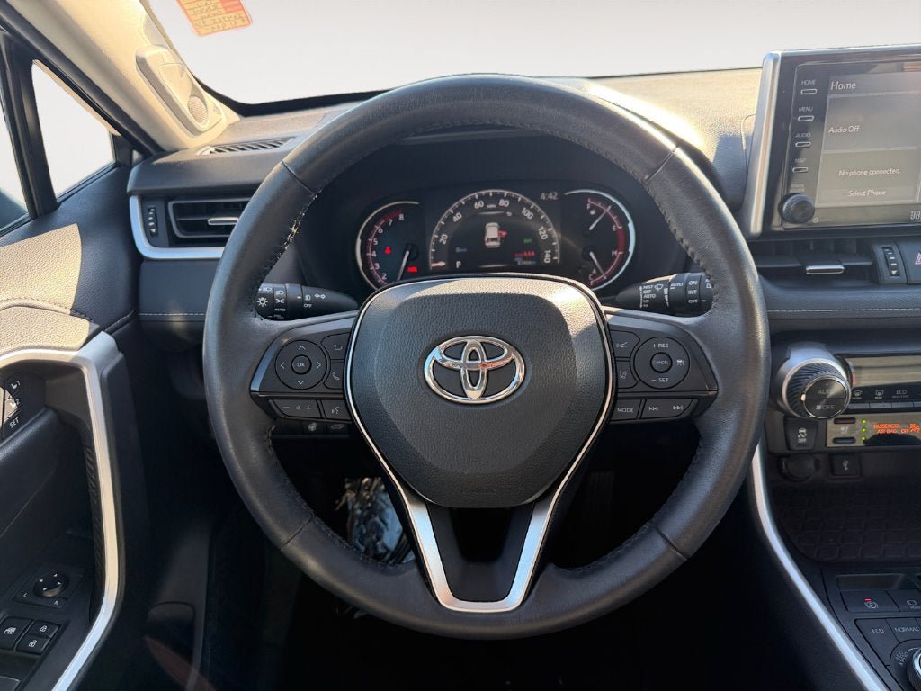 Used 2021 Toyota RAV4 Limited w/ Limited Grade Weather Package AWD/4WD image 13