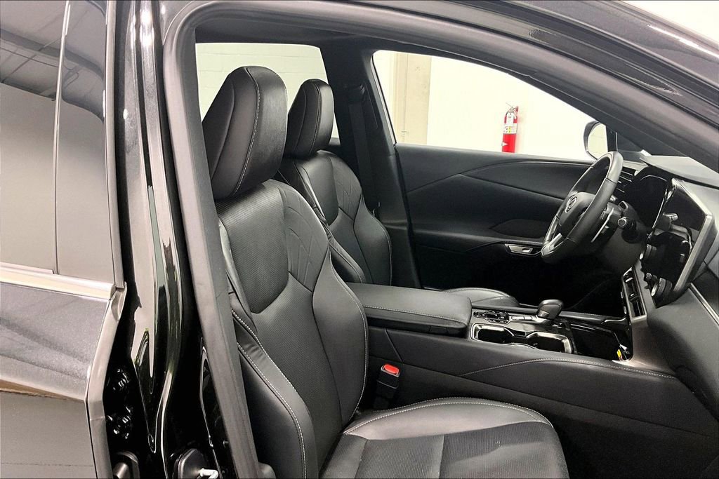 Used 2024 Lexus RX 350 Premium Plus w/ Convenience Package image 7