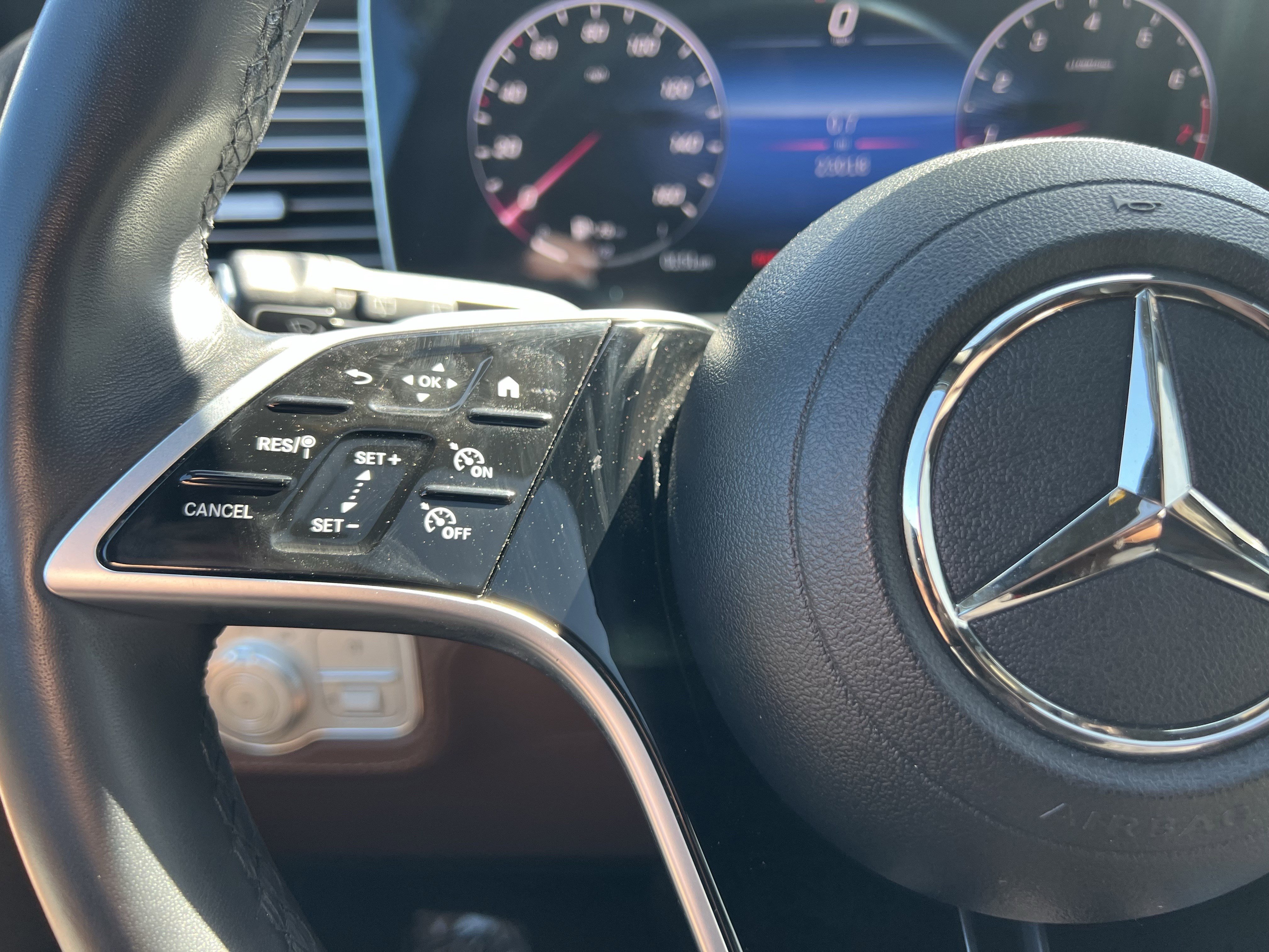 Used 2024 Mercedes-Benz GLE 350 4MATIC image 19