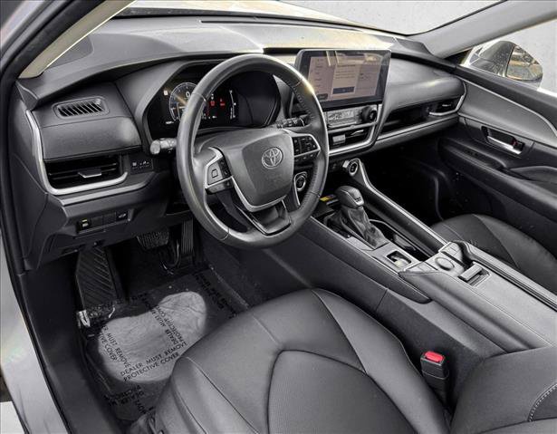 Certified 2025 Toyota Grand Highlander AWD image 10