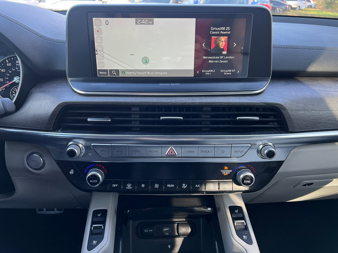 Used 2022 Kia Telluride SX w/ SX Prestige Package image 23