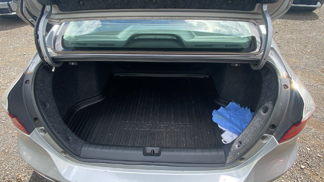 Used 2020 Honda Insight EX image 11